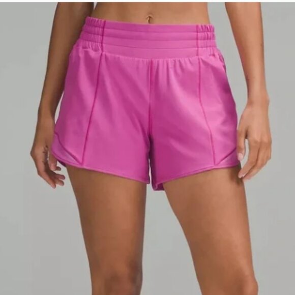 lululemon athletica Pants - Hotty Hot High-Rise Lined Short 4" (w/ rip tag)